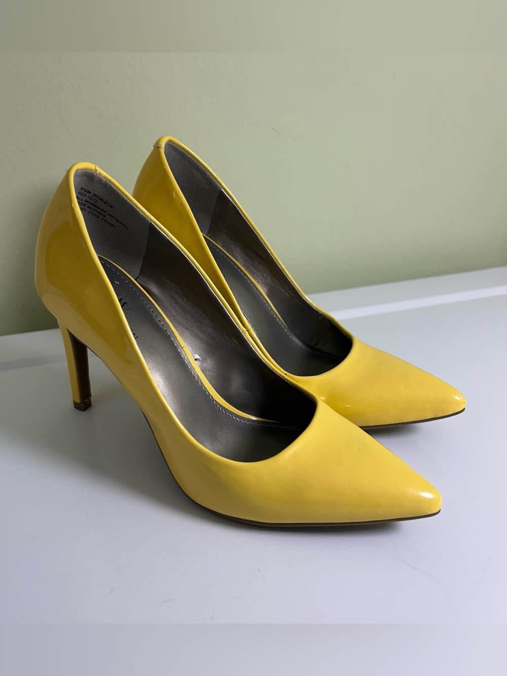 Worthington Zoe Royal Yellow Pumps Heels 4" High Women's Size 6.5M Spring Dress